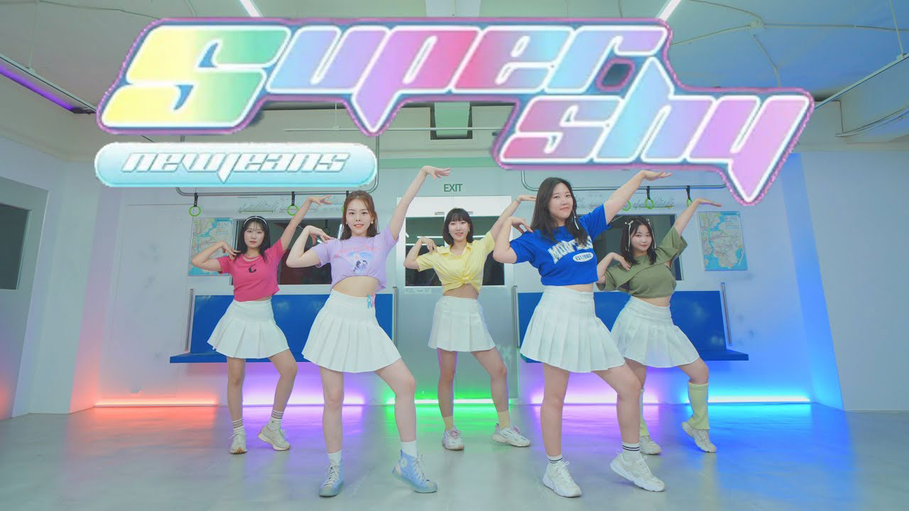 NEWJEANS “SUPERSHY”